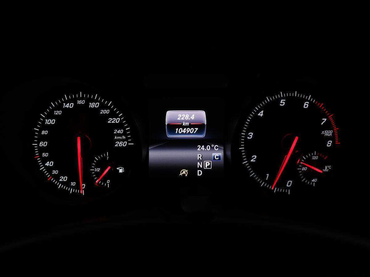 Mercedes-Benz GLA с пробегом — 2017 год. Фото: #11