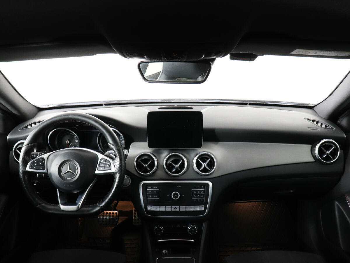 Mercedes-Benz GLA с пробегом — 2017 год. Фото: #13