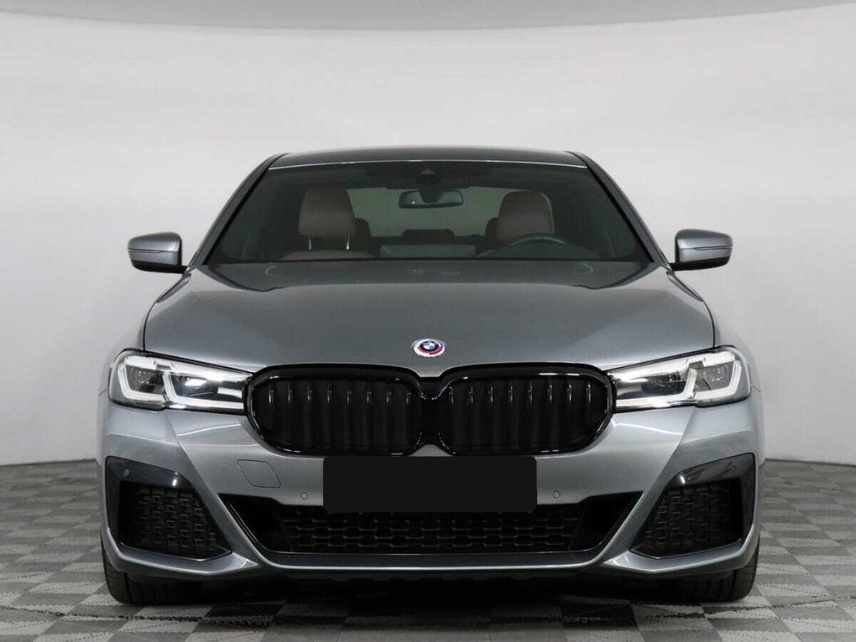 BMW 5 серии с пробегом — 2023 год. Фото: #2