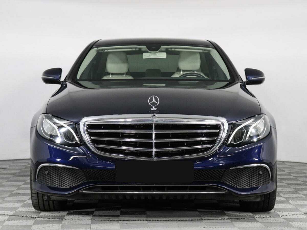 Mercedes-Benz E-Класс с пробегом — 2017 год. Фото: #1