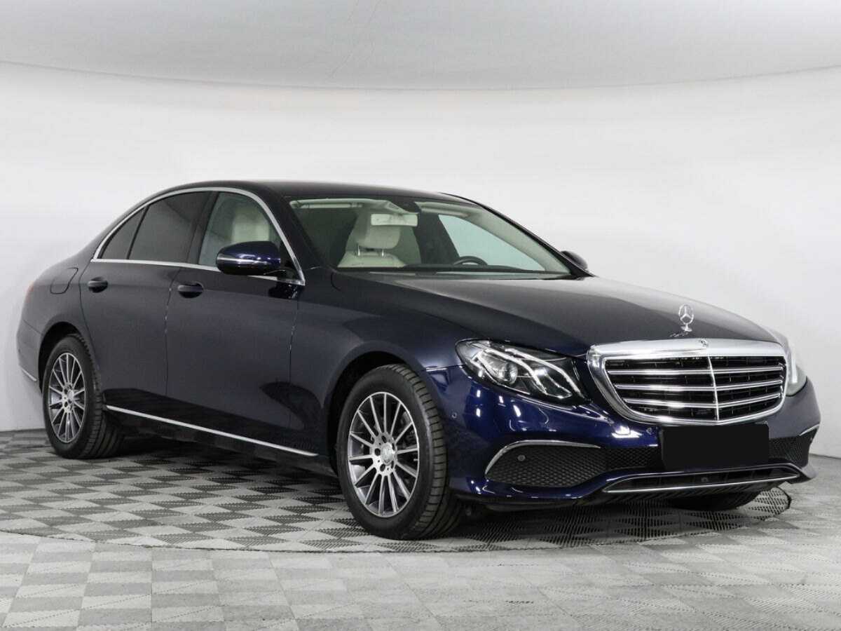 Mercedes-Benz E-Класс с пробегом — 2017 год. Фото: #2