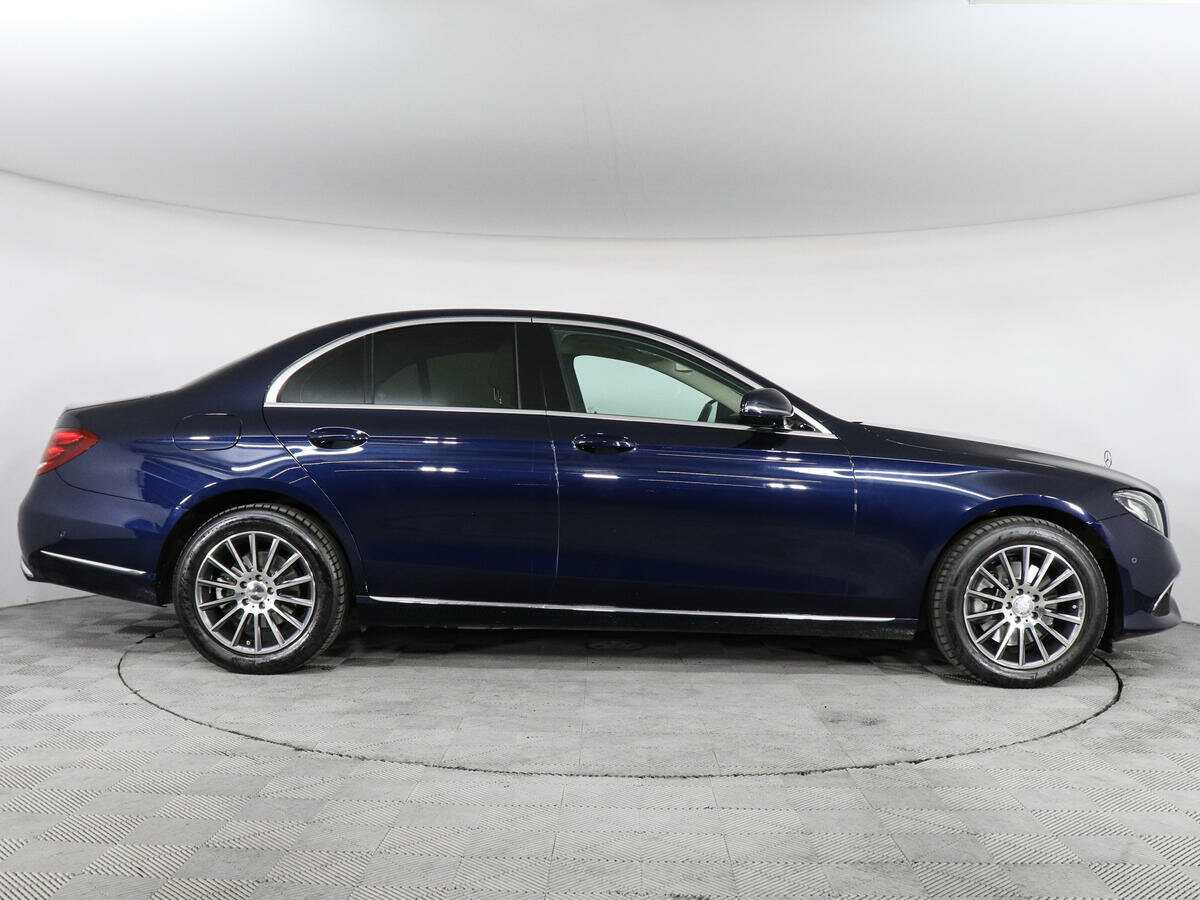 Mercedes-Benz E-Класс с пробегом — 2017 год. Фото: #3