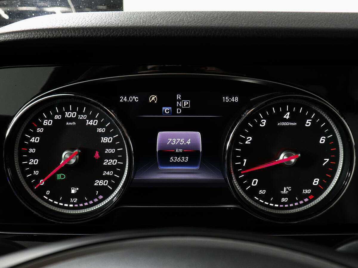 Mercedes-Benz E-Класс с пробегом — 2017 год. Фото: #10