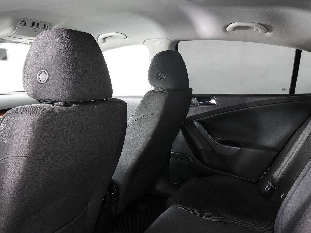 Volkswagen Passat с пробегом — 2007 год. Фото: #9