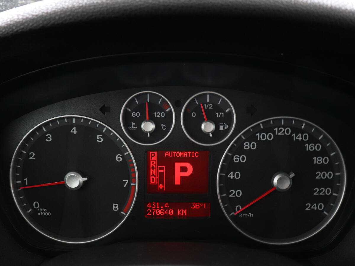 Ford Focus с пробегом — 2007 год. Фото: #6