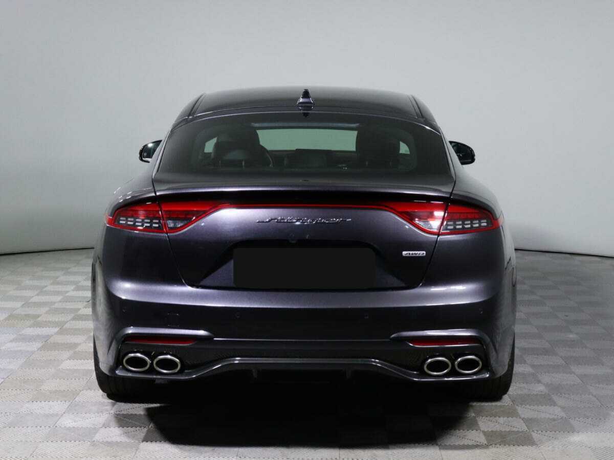 Kia Stinger с пробегом — 2021 год. Фото: #5