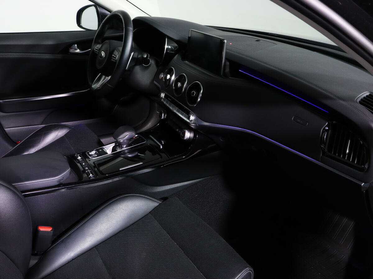 Kia Stinger с пробегом — 2021 год. Фото: #8
