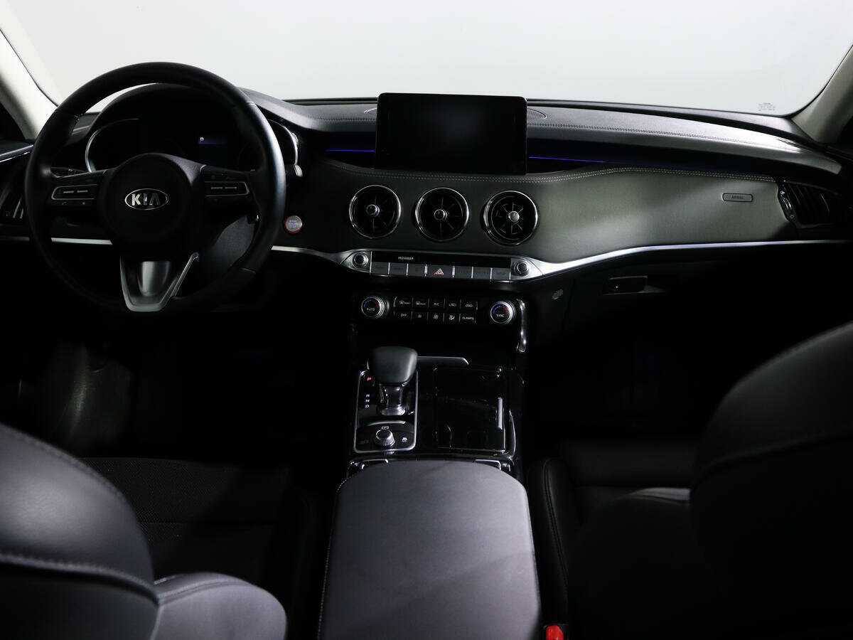 Kia Stinger с пробегом — 2021 год. Фото: #11