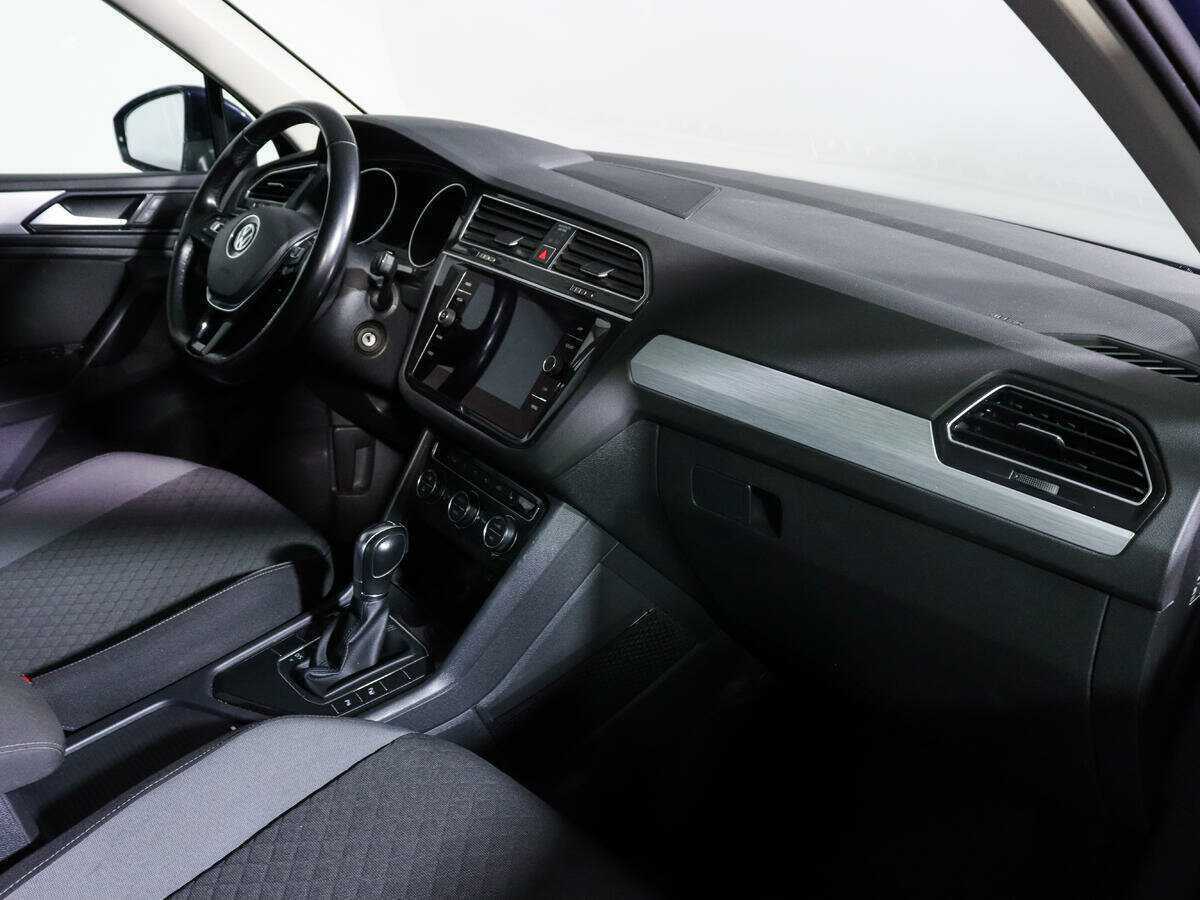 Volkswagen Tiguan с пробегом — 2017 год. Фото: #6