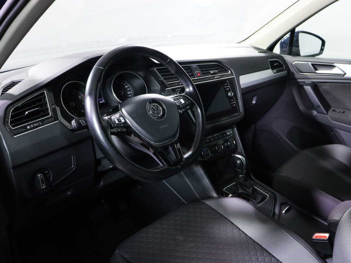 Volkswagen Tiguan с пробегом — 2017 год. Фото: #11