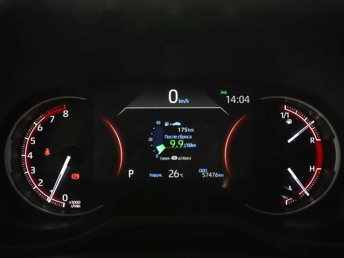 Toyota RAV4 с пробегом — 2022 год. Фото: #10