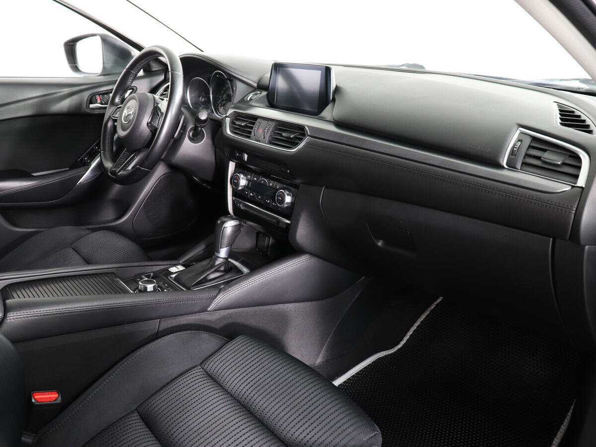Mazda 6 с пробегом — 2018 год. Фото: #9