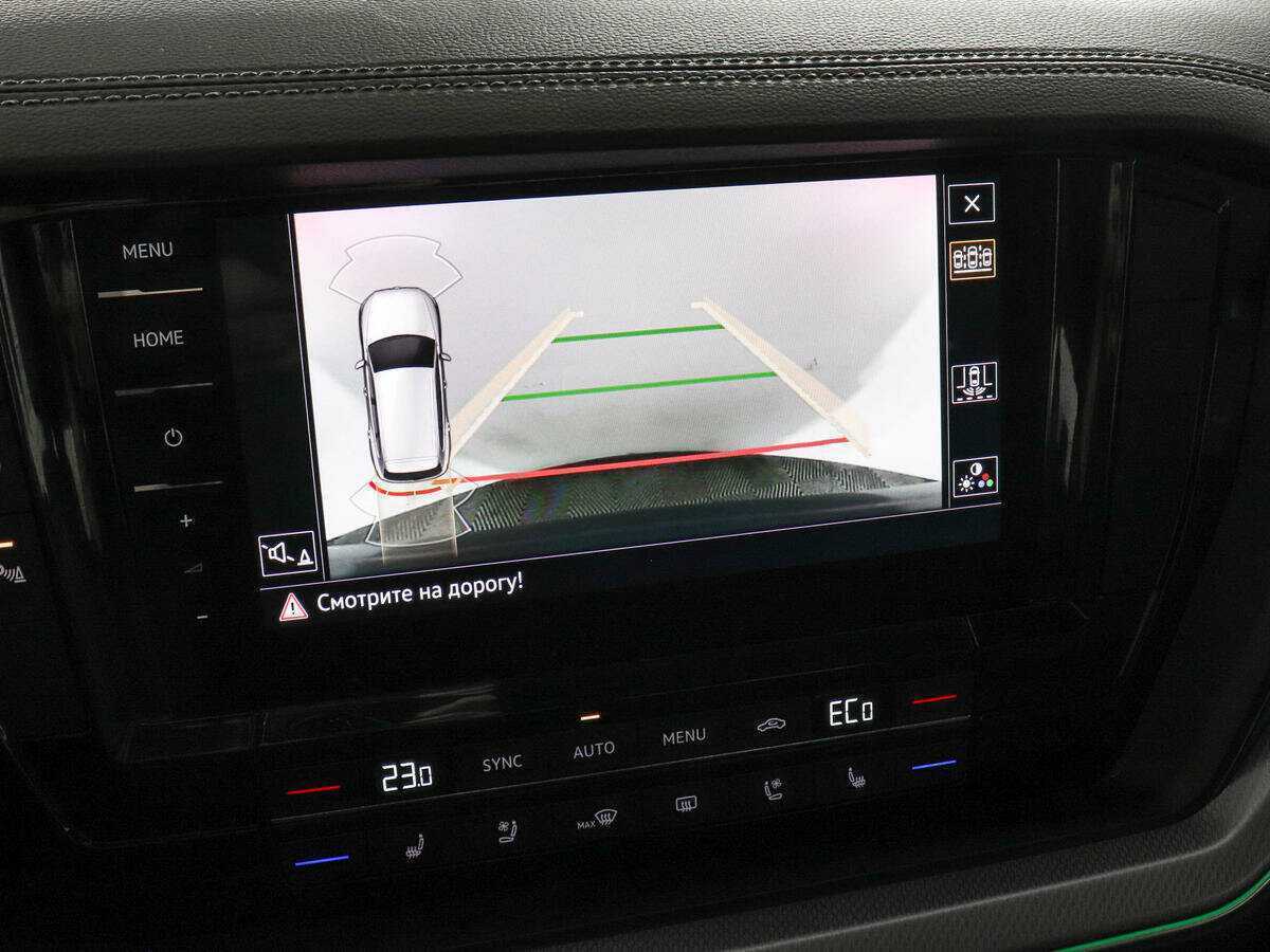 Volkswagen Touareg с пробегом — 2021 год. Фото: #12