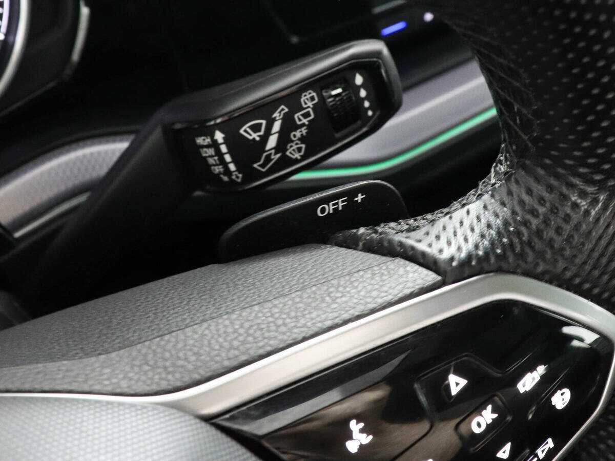 Volkswagen Touareg с пробегом — 2021 год. Фото: #13