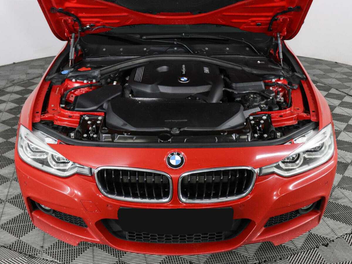 BMW 3 серии с пробегом — 2018 год. Фото: #9