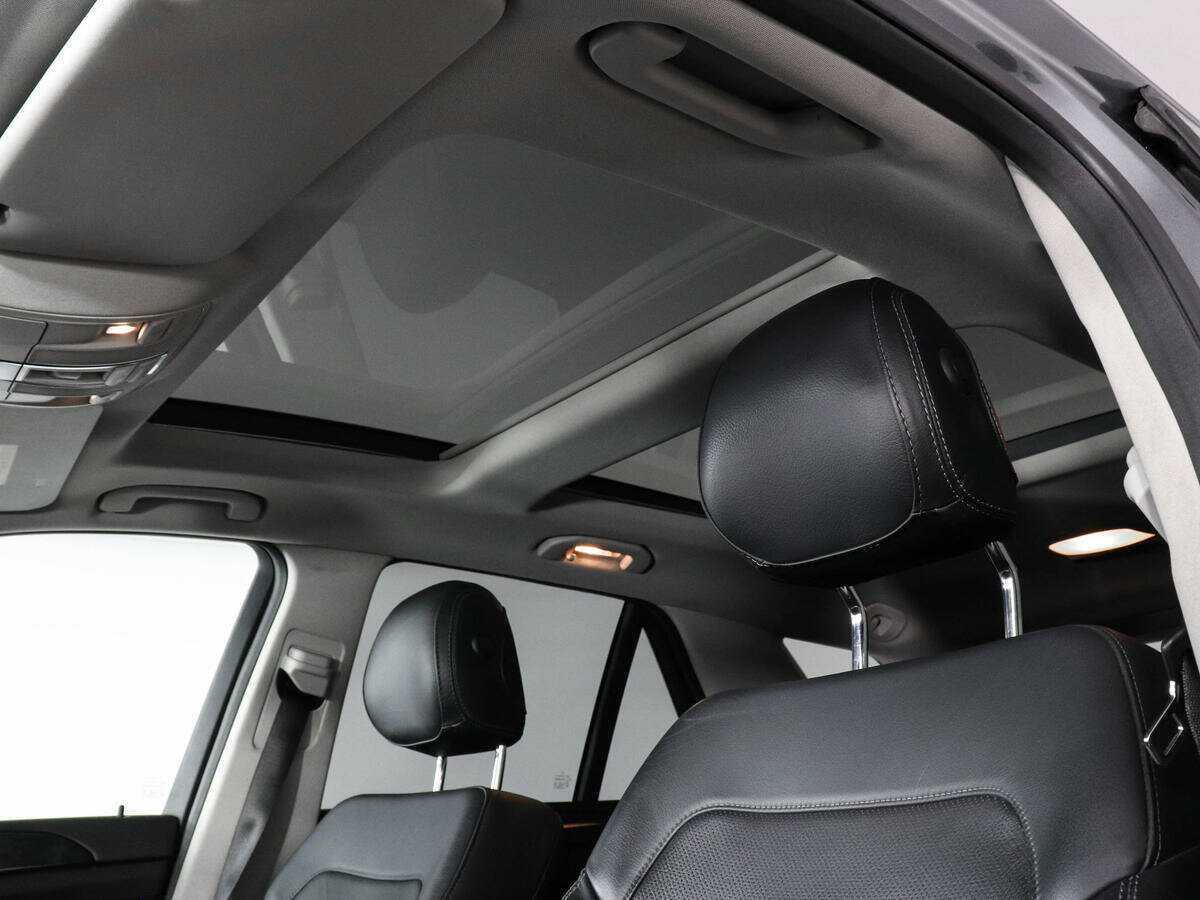 Mercedes-Benz GLE с пробегом — 2017 год. Фото: #15