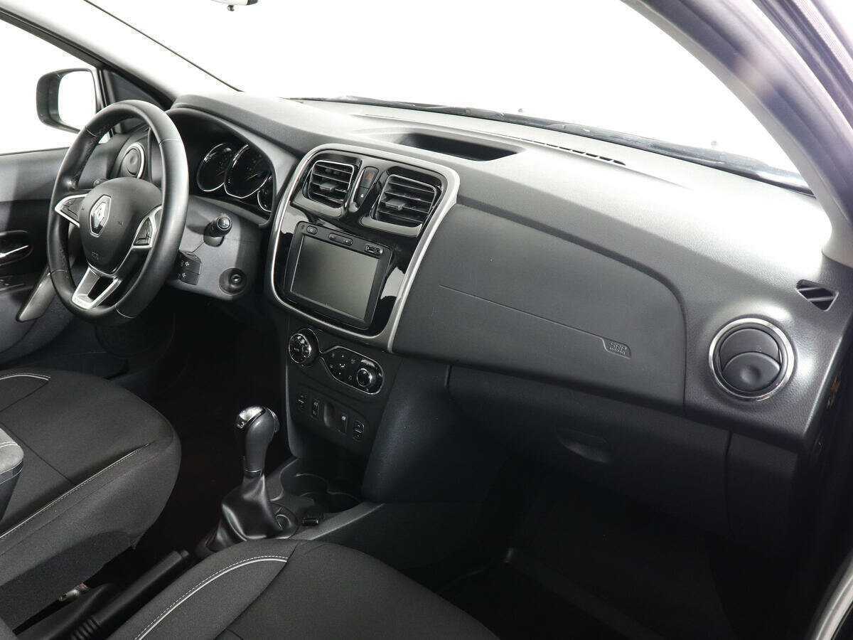 Renault Sandero с пробегом — 2019 год. Фото: #9