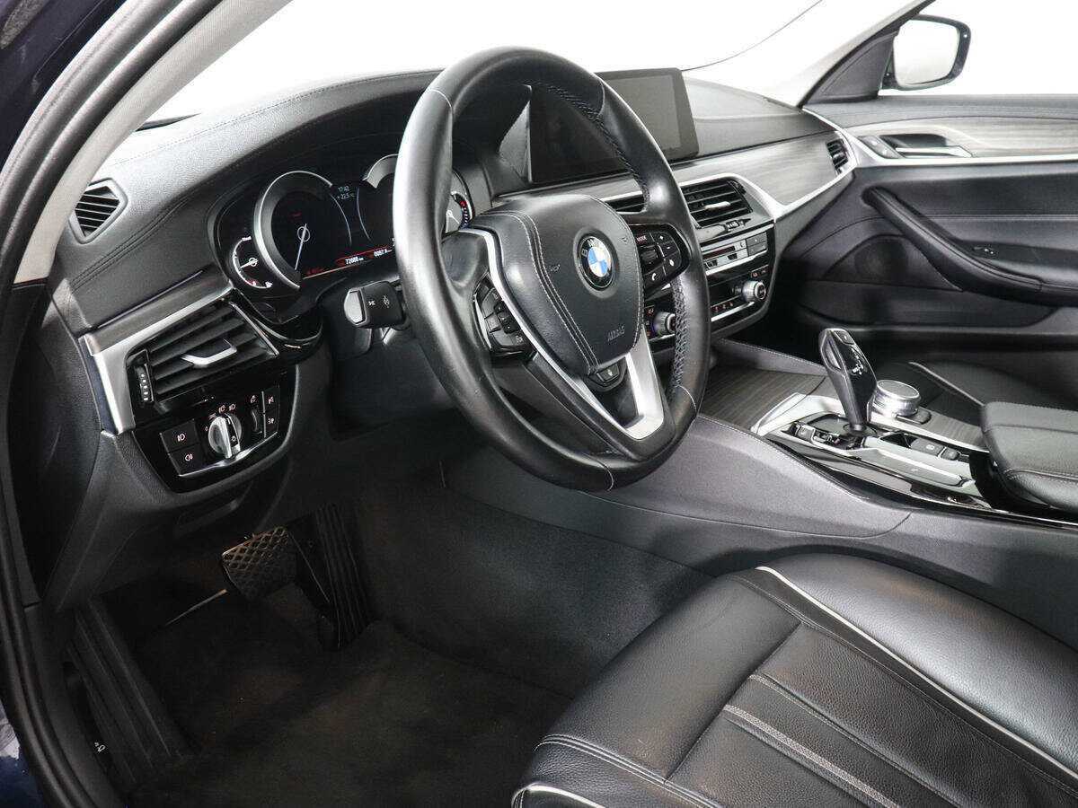 BMW 5 серии с пробегом — 2017 год. Фото: #11