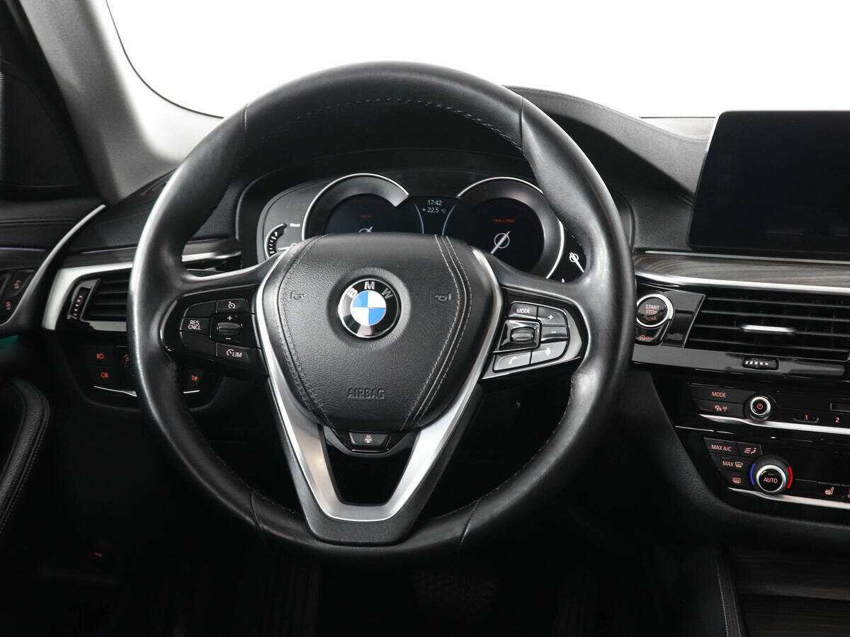BMW 5 серии с пробегом — 2017 год. Фото: #14