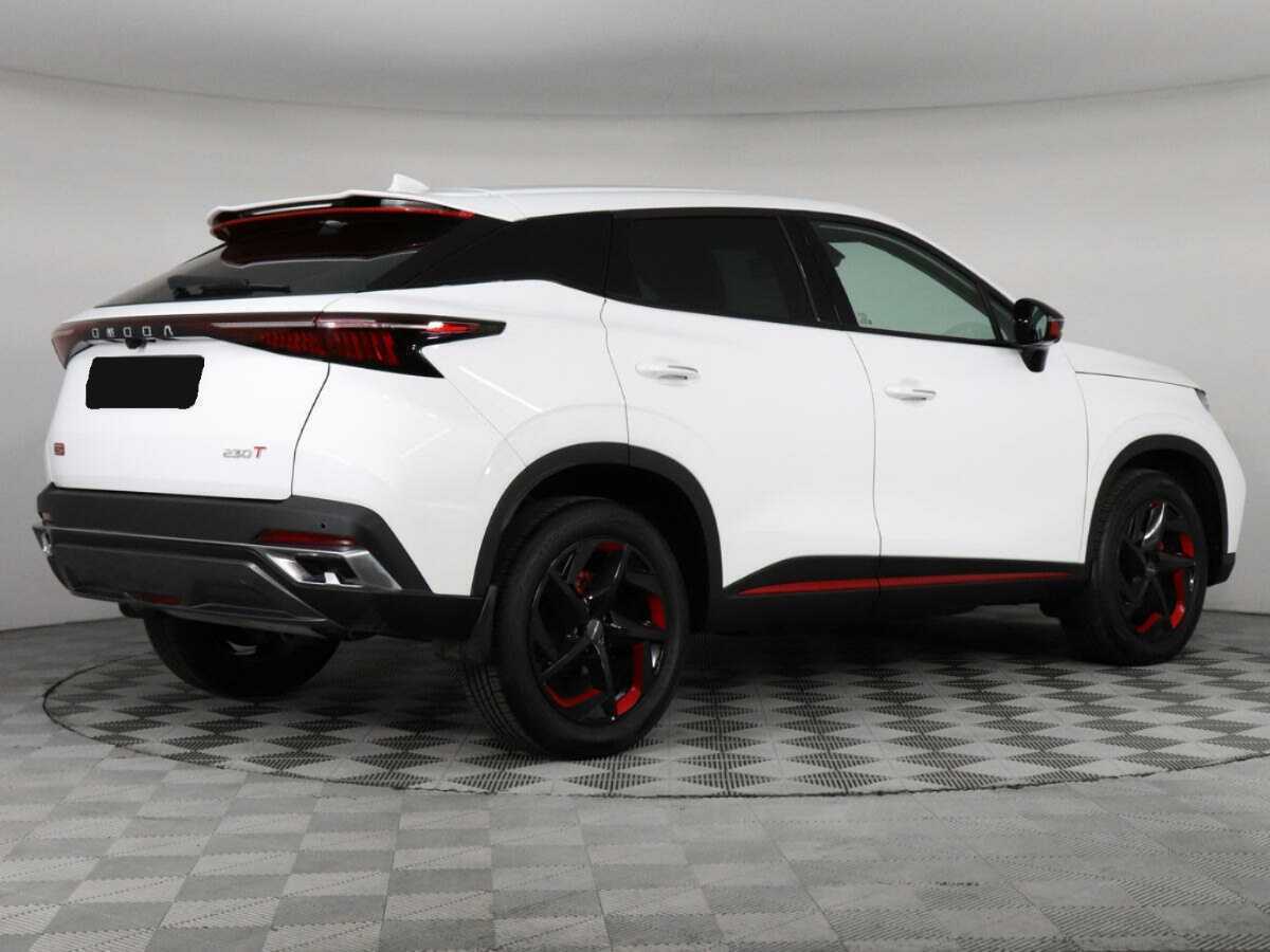 OMODA C5 с пробегом — 2023 год. Фото: #4