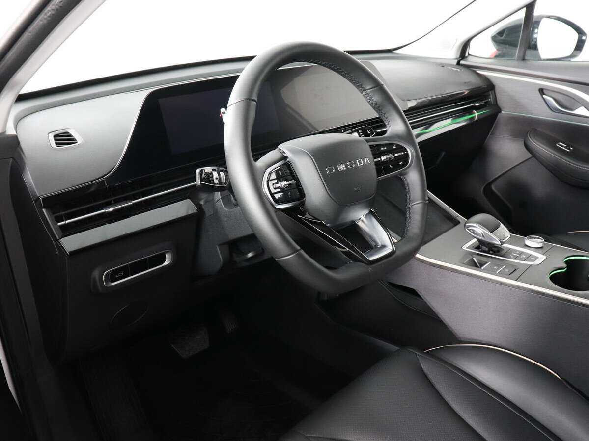 OMODA C5 с пробегом — 2023 год. Фото: #9