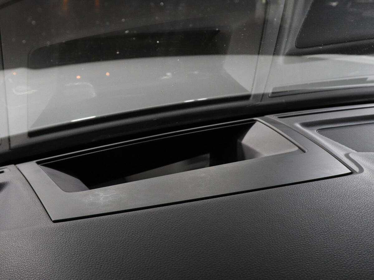 Volkswagen Touareg с пробегом — 2020 год. Фото: #15