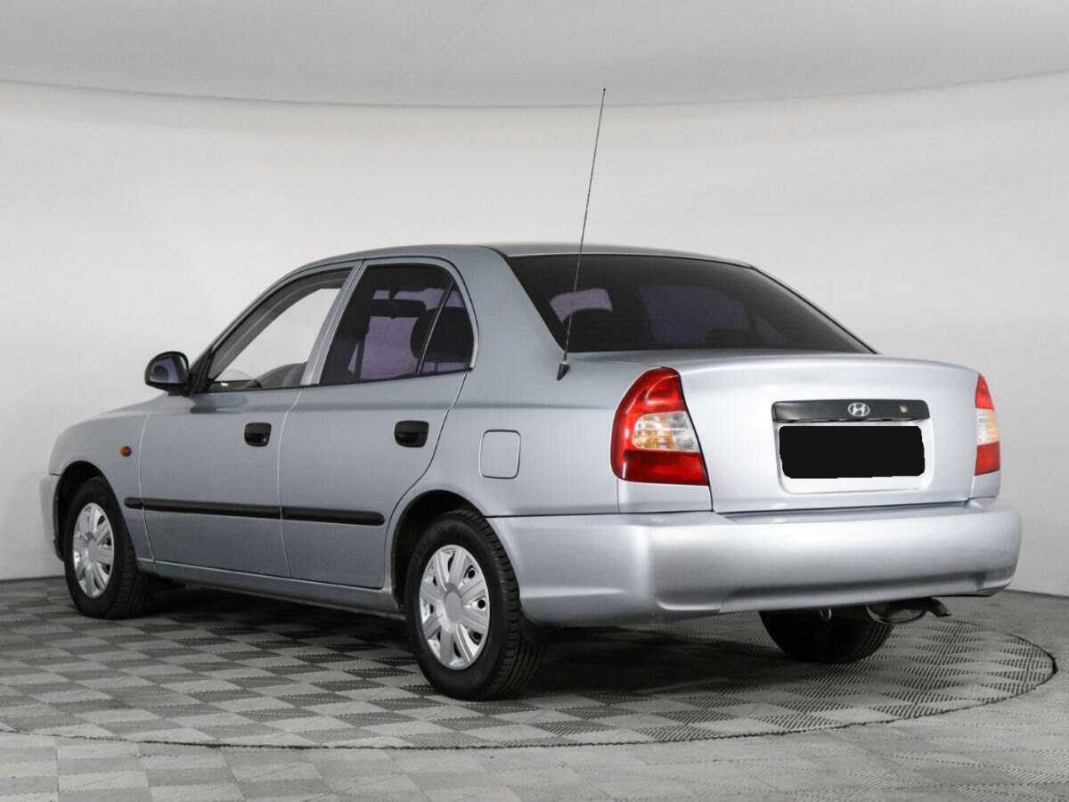 Hyundai Accent с пробегом — 2008 год. Фото: #3