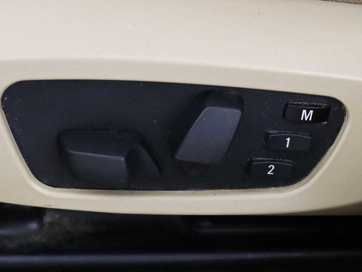 BMW X1 с пробегом — 2010 год. Фото: #14