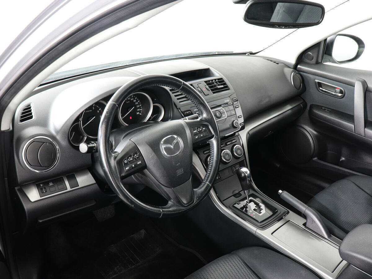 Mazda 6 с пробегом — 2010 год. Фото: #7