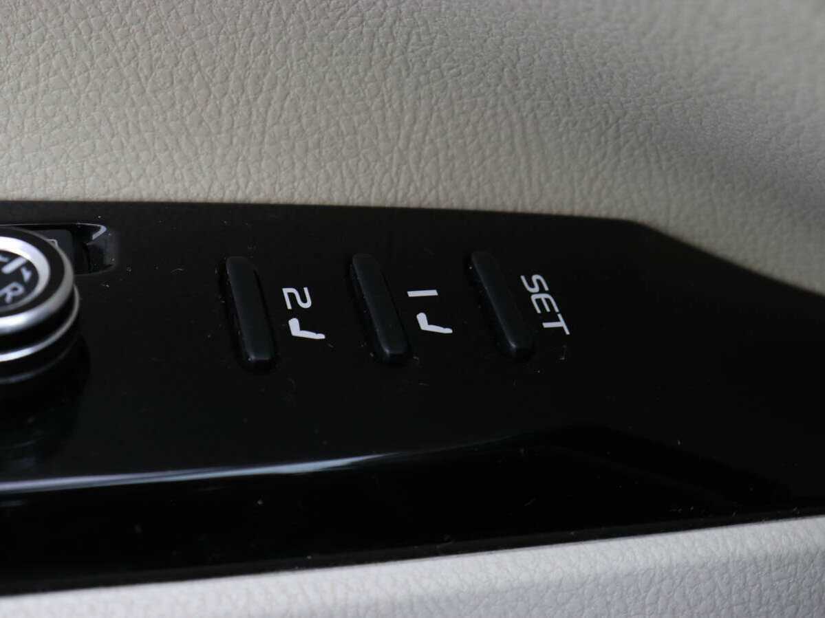 Toyota Camry с пробегом — 2019 год. Фото: #15