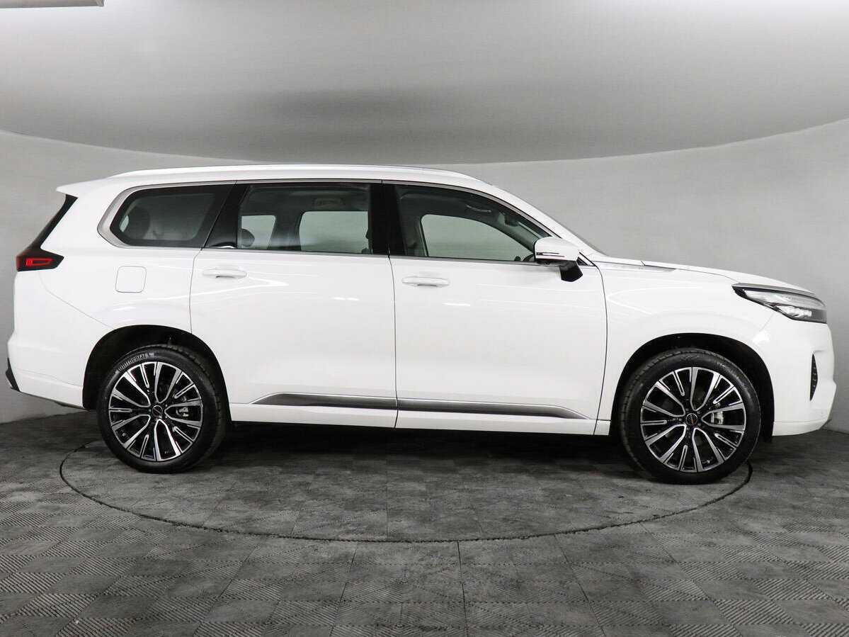 EXEED VX с пробегом — 2023 год. Фото: #3