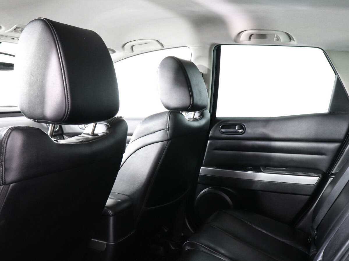 Mazda CX-7 с пробегом — 2010 год. Фото: #11