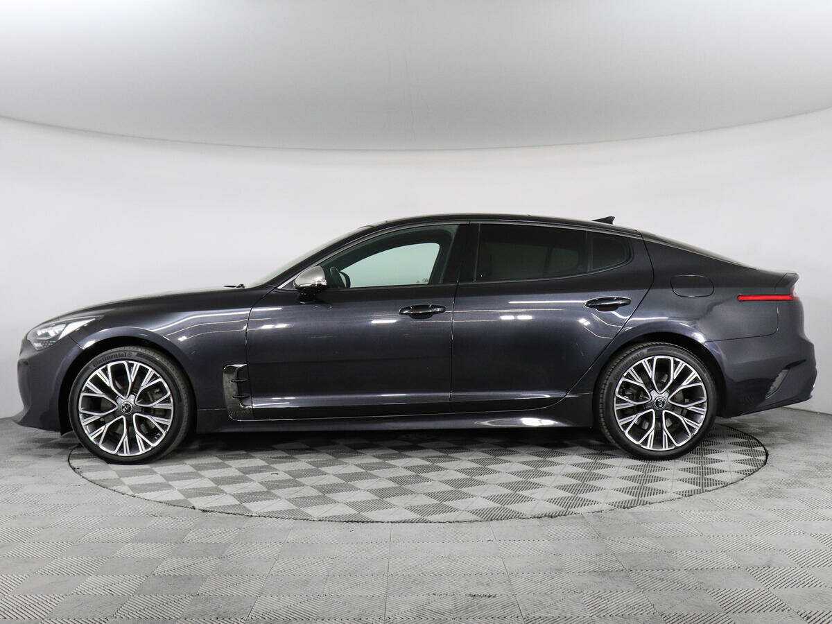 Kia Stinger с пробегом — 2018 год. Фото: #7