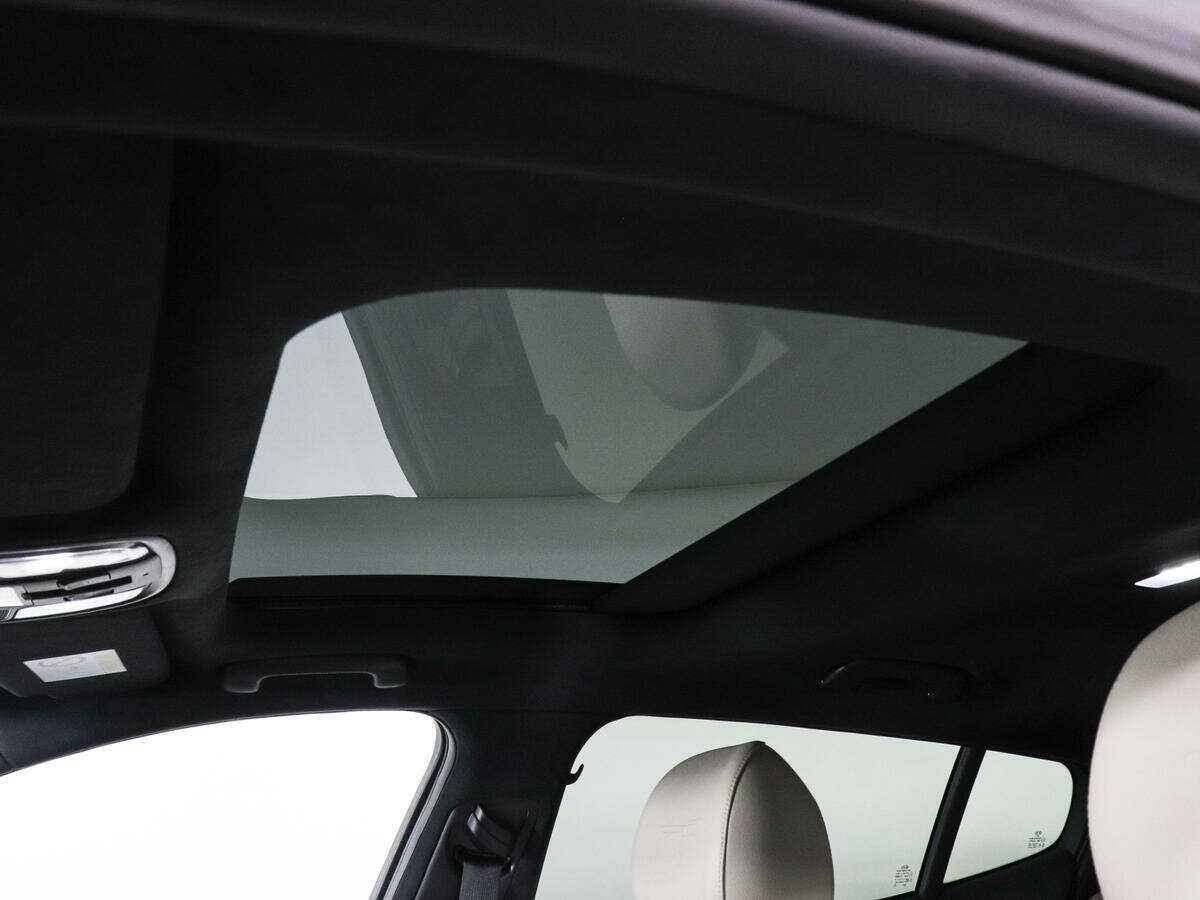 Kia Stinger с пробегом — 2018 год. Фото: #13