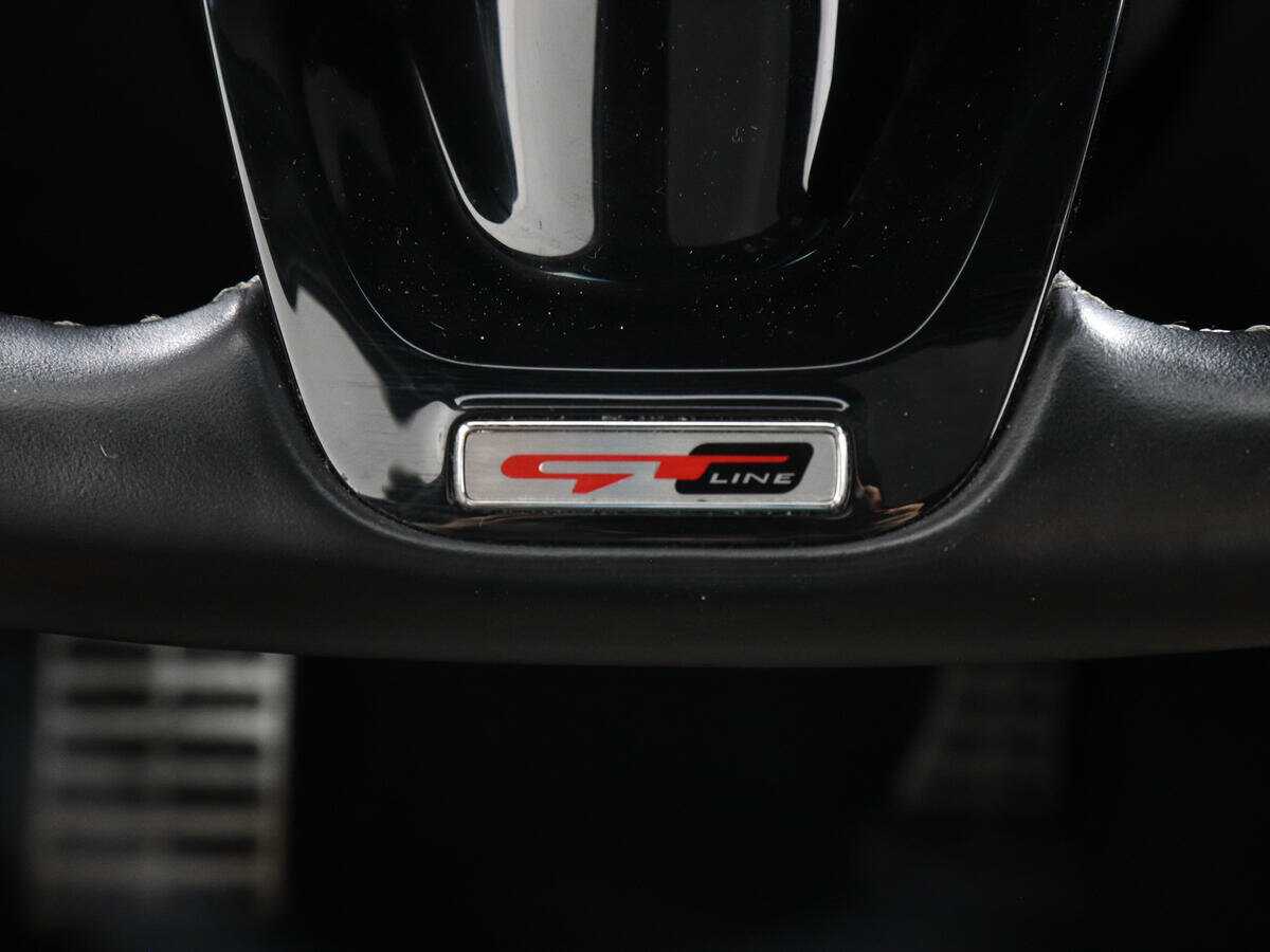 Kia Stinger с пробегом — 2018 год. Фото: #14