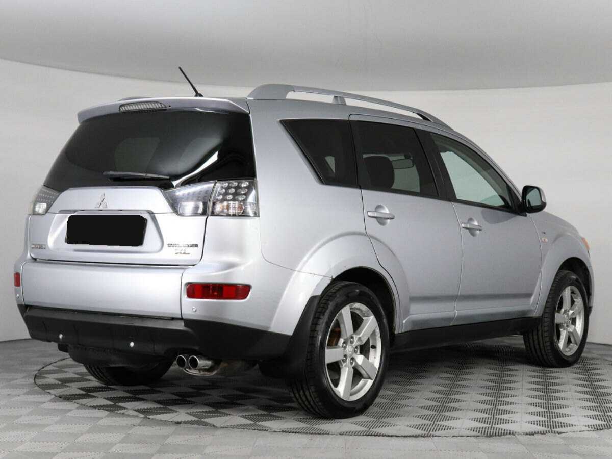 Mitsubishi Outlander с пробегом — 2008 год. Фото: #2