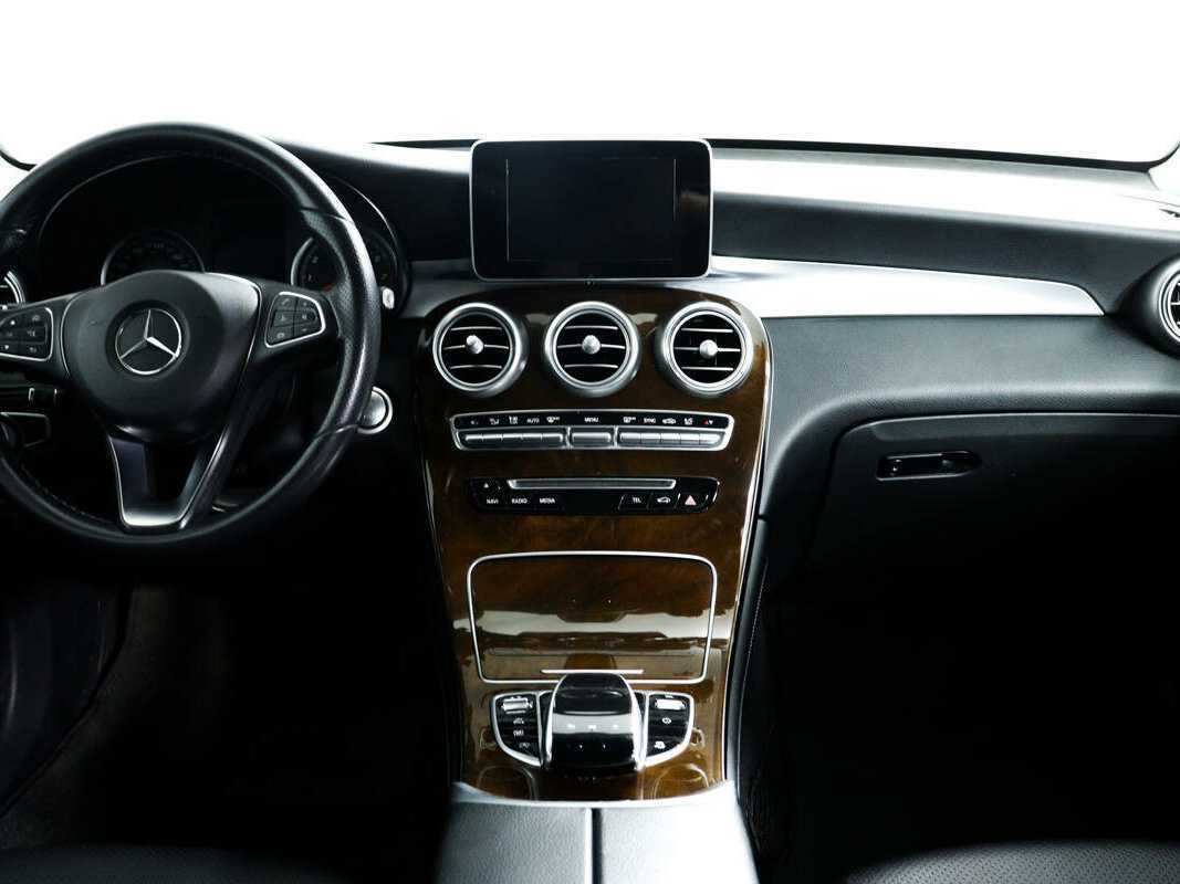 Mercedes-Benz GLC с пробегом — 2017 год. Фото: #10