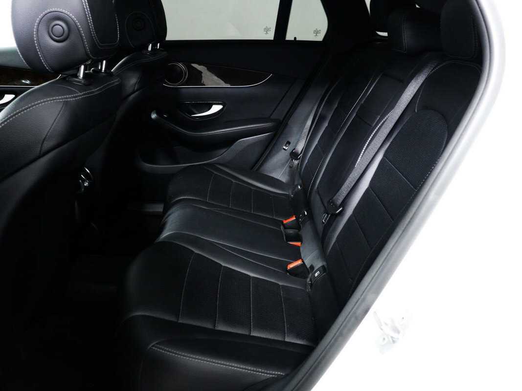 Mercedes-Benz GLC с пробегом — 2017 год. Фото: #11