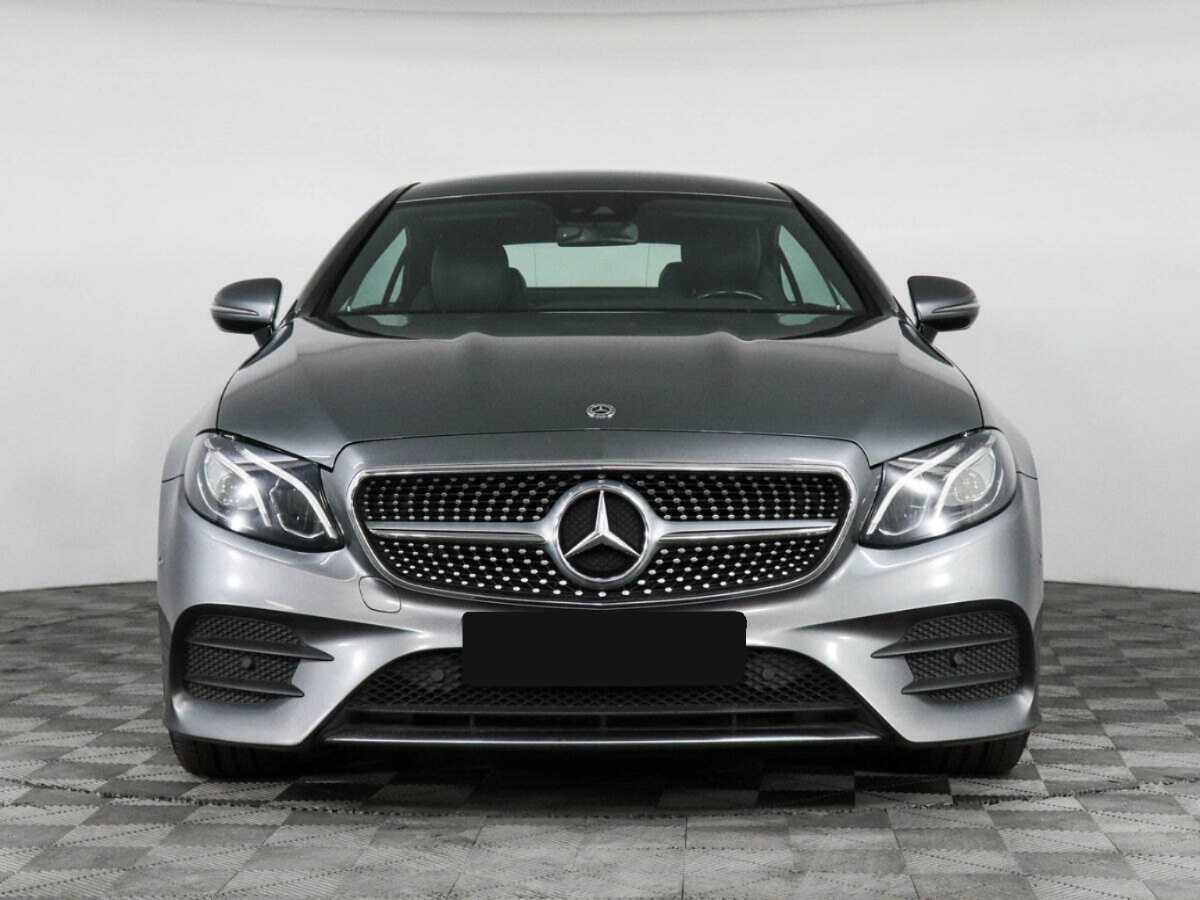 Mercedes-Benz E-Класс с пробегом — 2018 год. Фото: #1