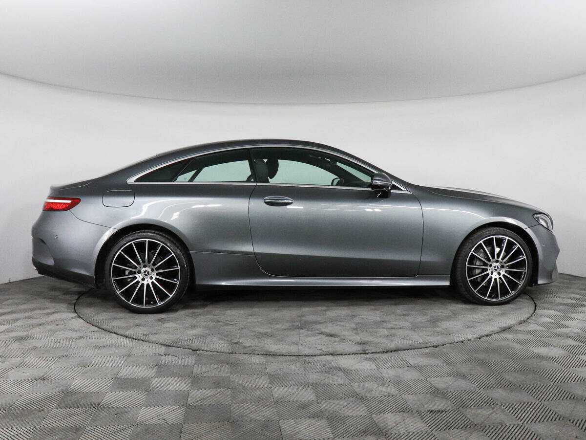 Mercedes-Benz E-Класс с пробегом — 2018 год. Фото: #3