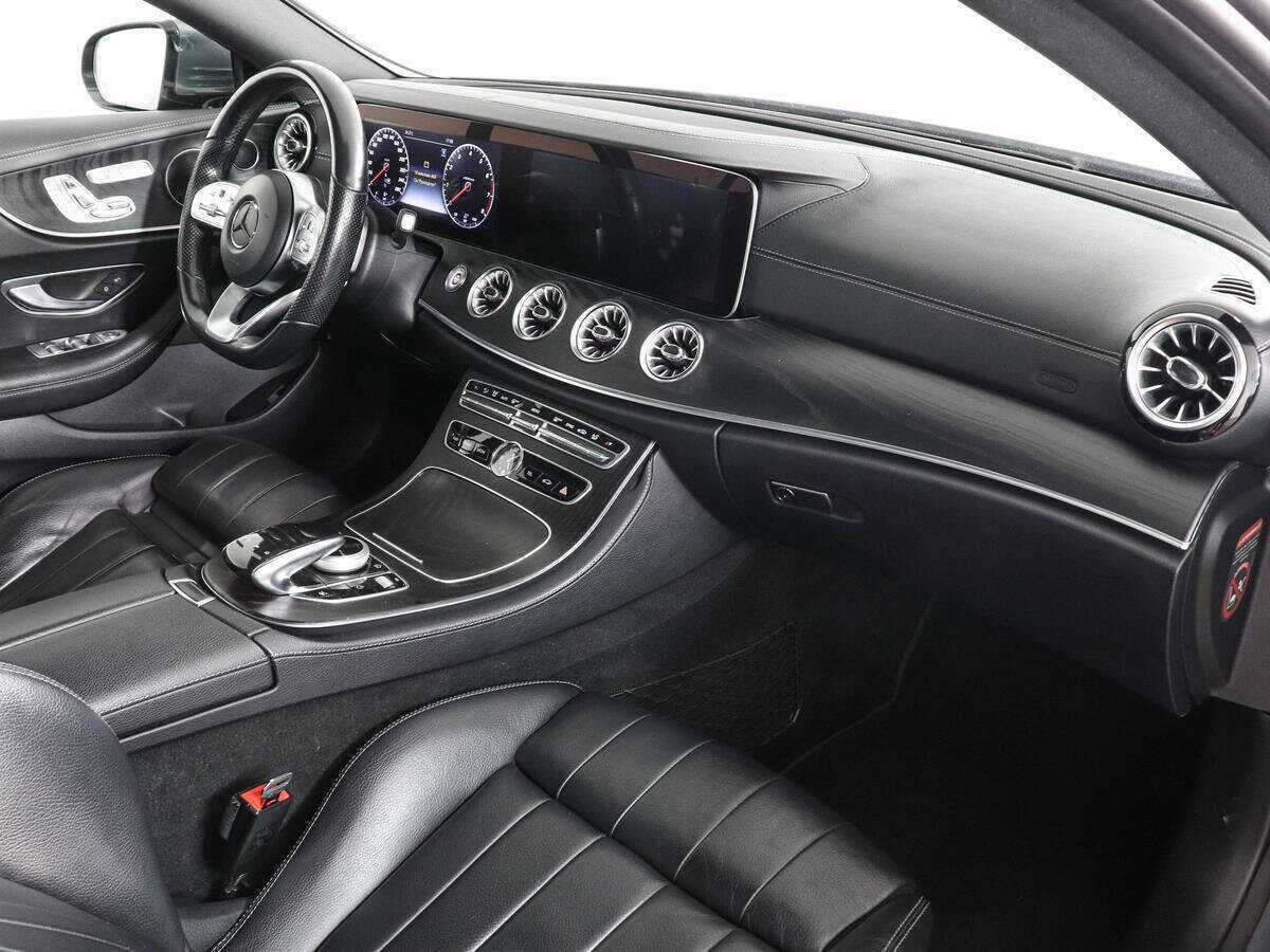 Mercedes-Benz E-Класс с пробегом — 2018 год. Фото: #11