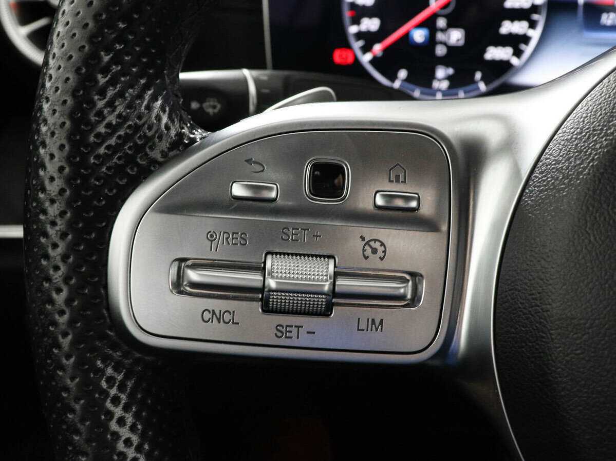 Mercedes-Benz E-Класс с пробегом — 2018 год. Фото: #17