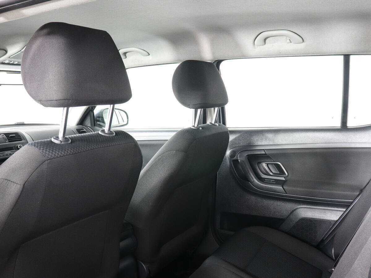 Skoda Fabia с пробегом — 2011 год. Фото: #11