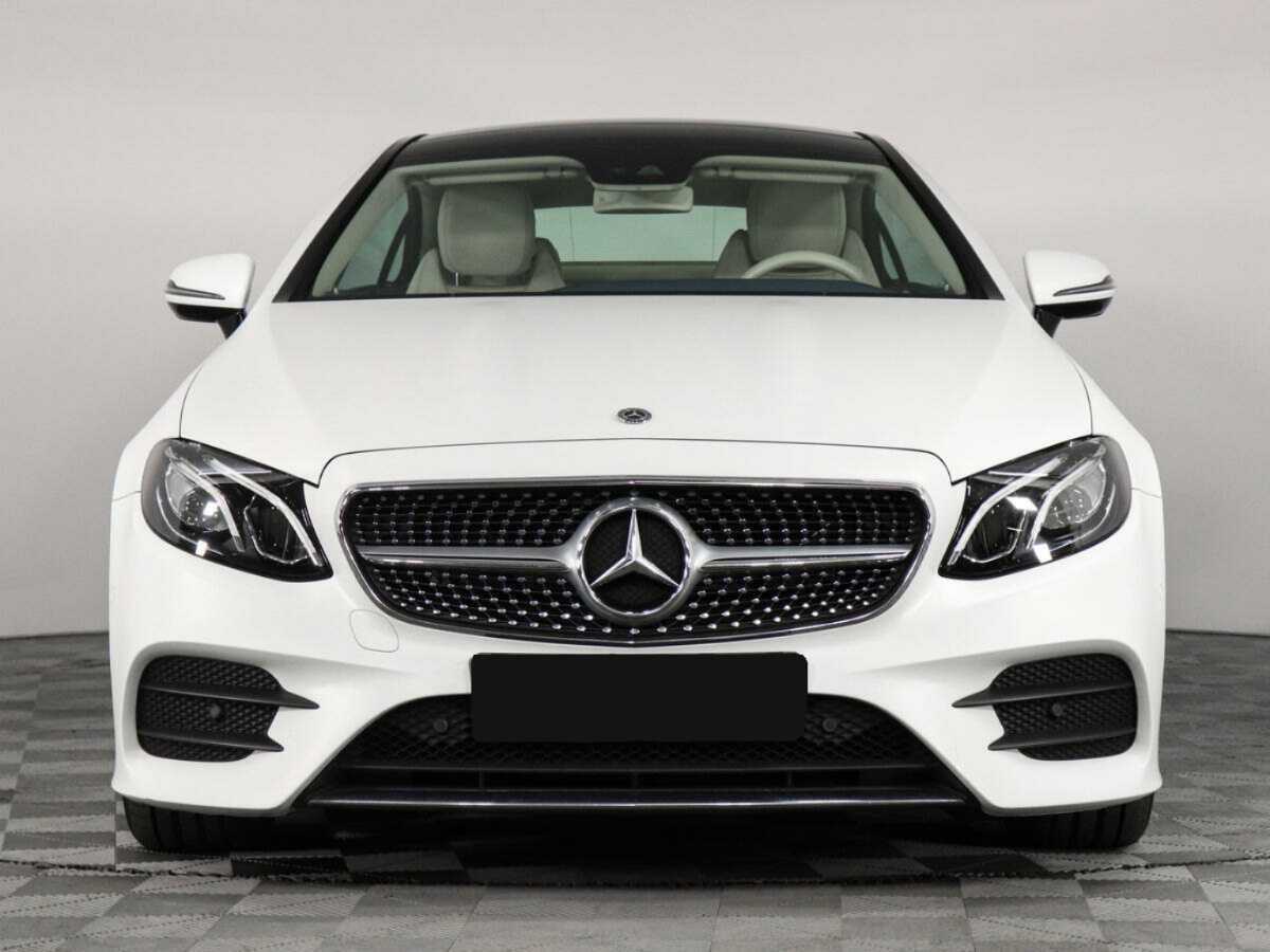 Mercedes-Benz E-Класс с пробегом — 2019 год. Фото: #1