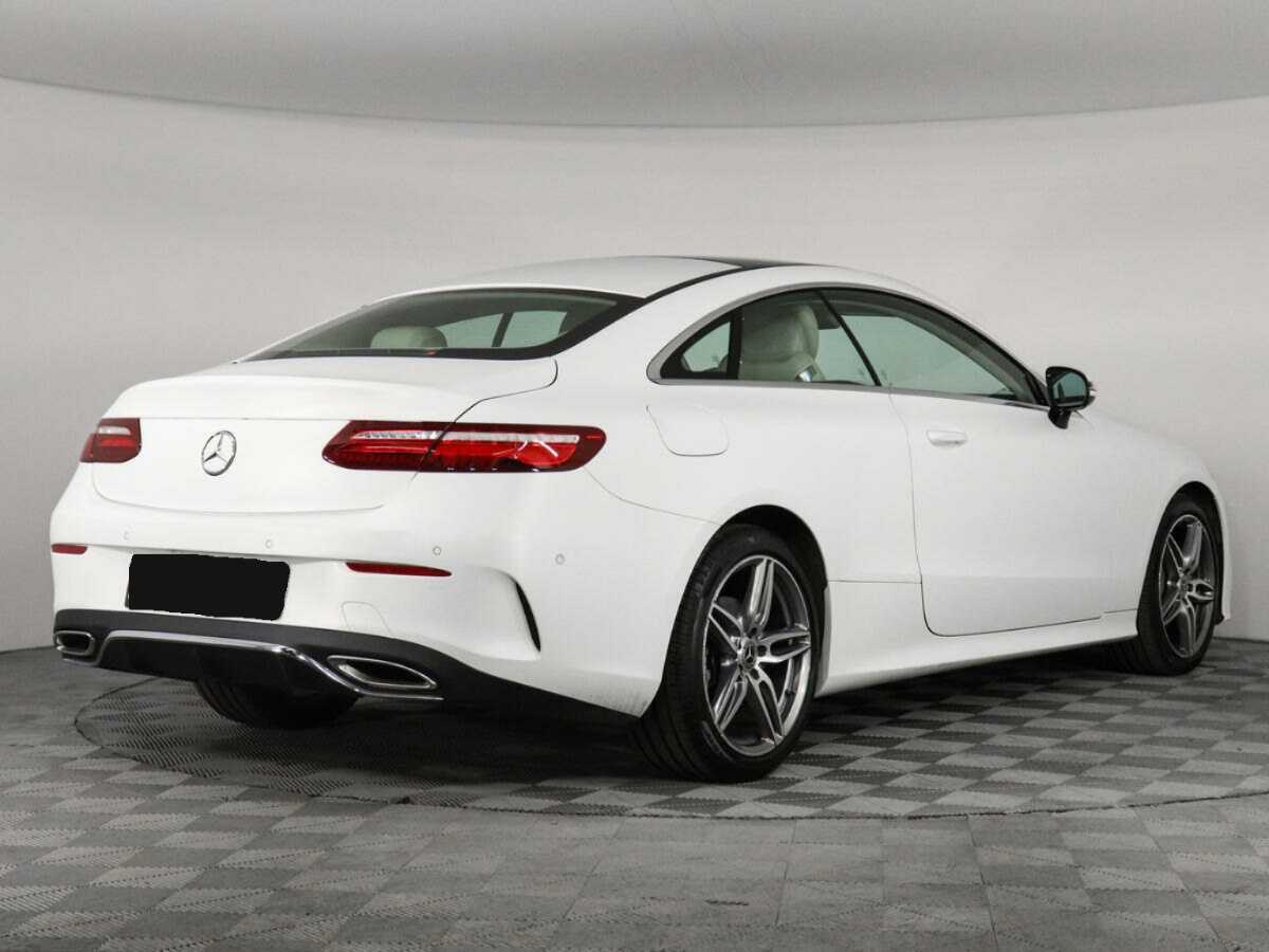 Mercedes-Benz E-Класс с пробегом — 2019 год. Фото: #4