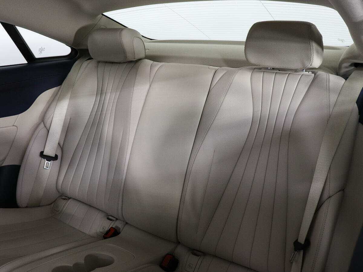 Mercedes-Benz E-Класс с пробегом — 2019 год. Фото: #11