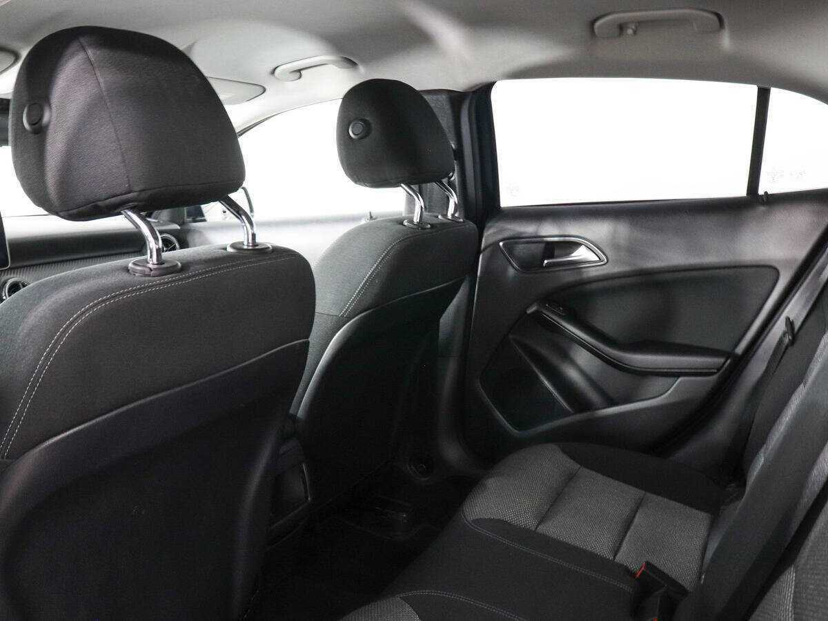 Mercedes-Benz GLA с пробегом — 2019 год. Фото: #11