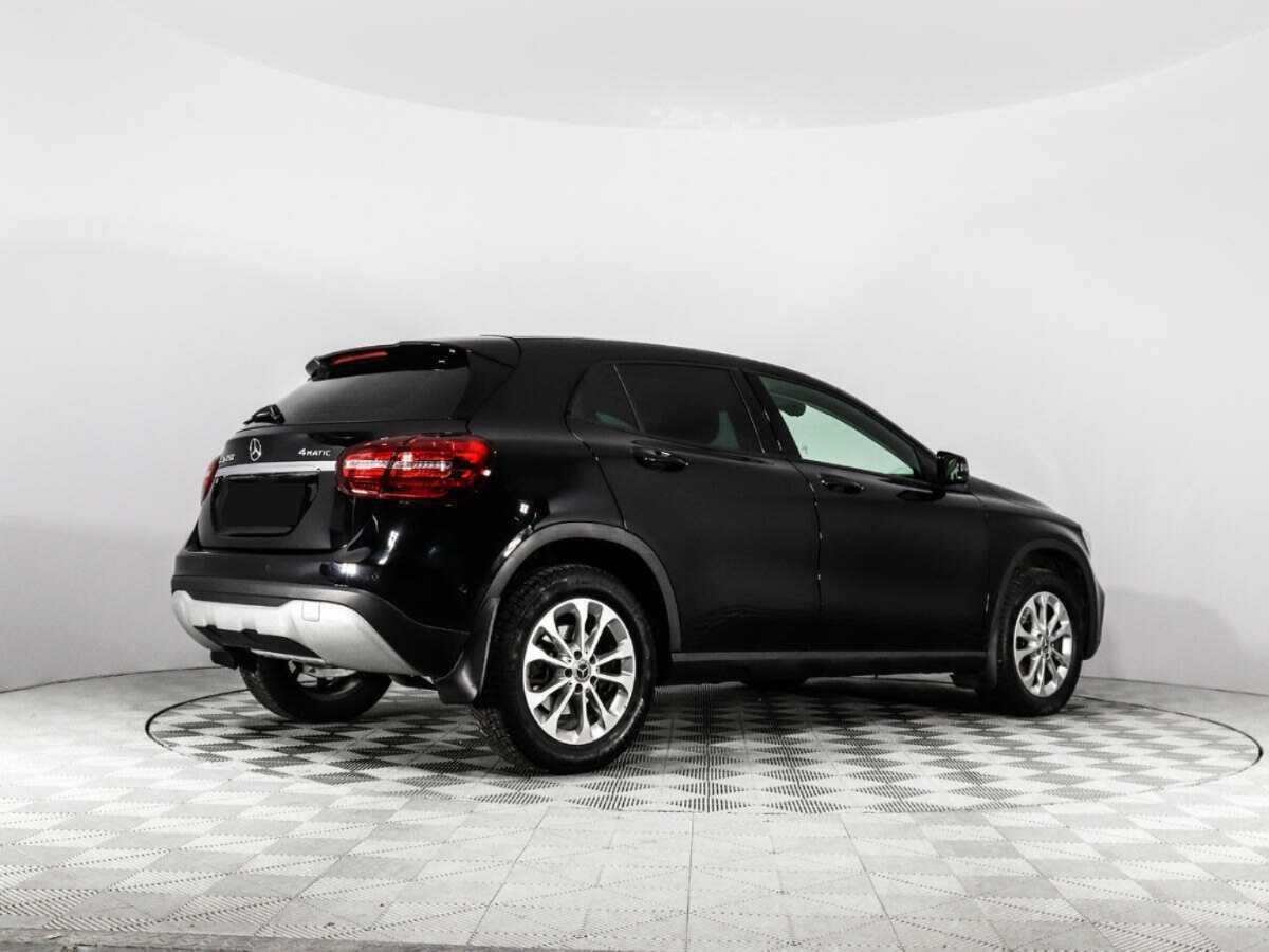 Mercedes-Benz GLA с пробегом — 2017 год. Фото: #4