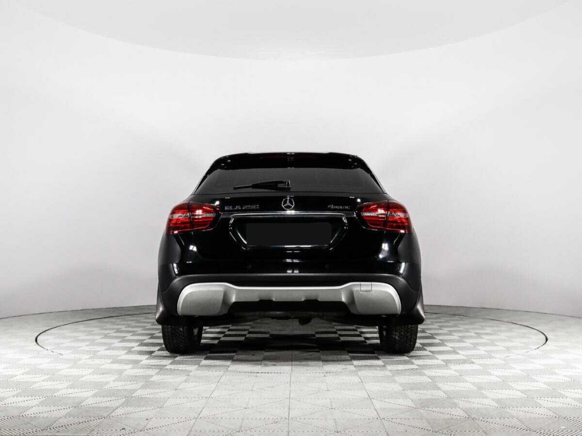 Mercedes-Benz GLA с пробегом — 2017 год. Фото: #5