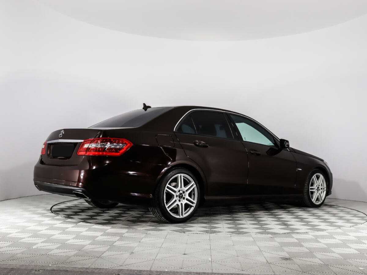 Mercedes-Benz E-Класс с пробегом — 2011 год. Фото: #4